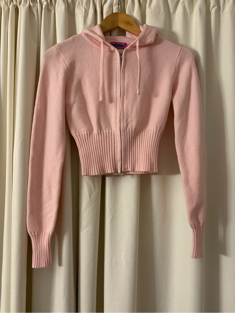 Edikted Sweater - Picture 6 of 6